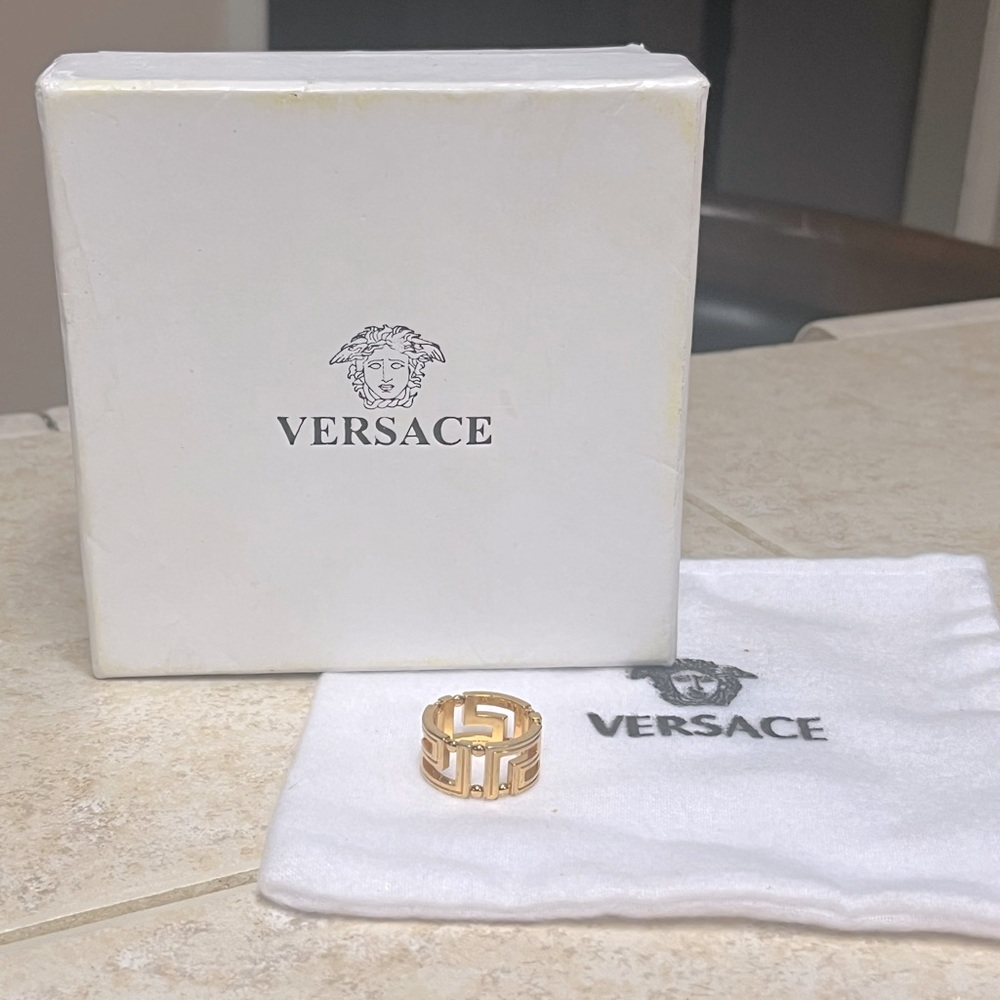 Versace Greca Ring size 10 (Europe size 23)